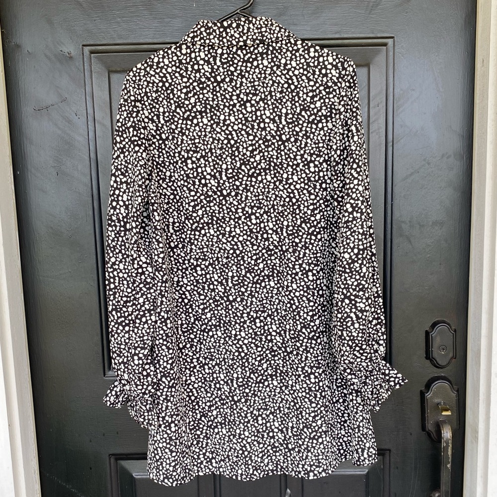 Missguided Button Front Dress - Picture 2 of 5